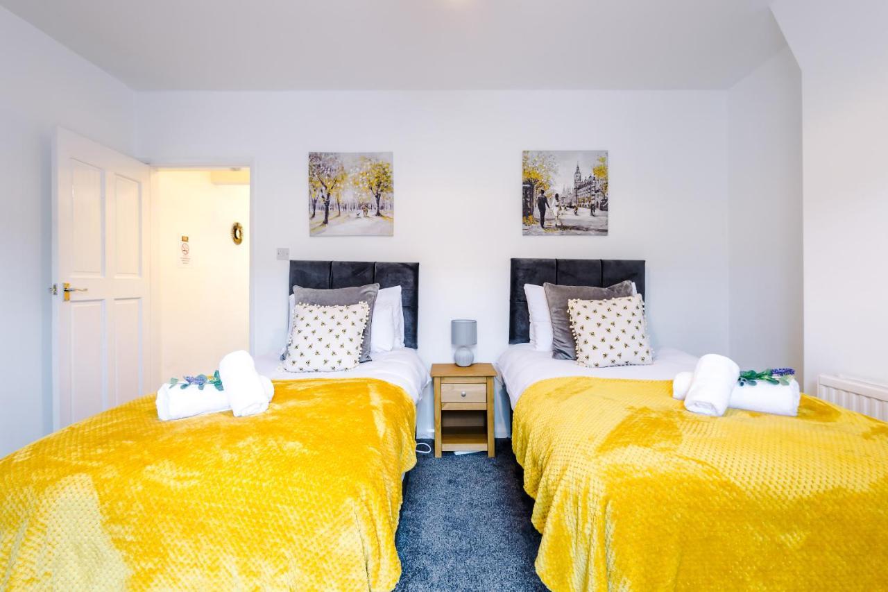 Spacious 2-Bed City-Centre Cottage In Chester By 53 Degrees Property - Ideal For Groups & Couples - Sleeps 6 Esterno foto