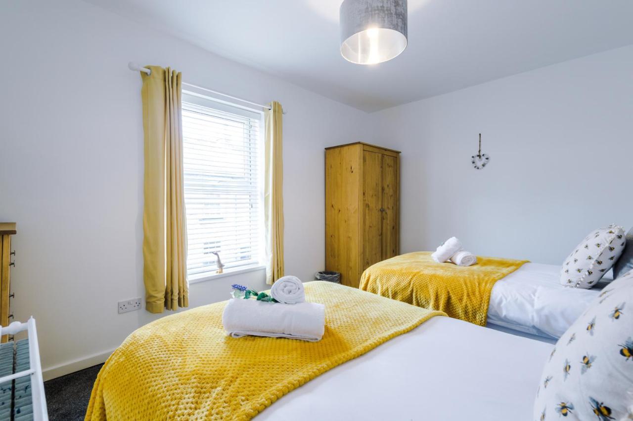 Spacious 2-Bed City-Centre Cottage In Chester By 53 Degrees Property - Ideal For Groups & Couples - Sleeps 6 Esterno foto